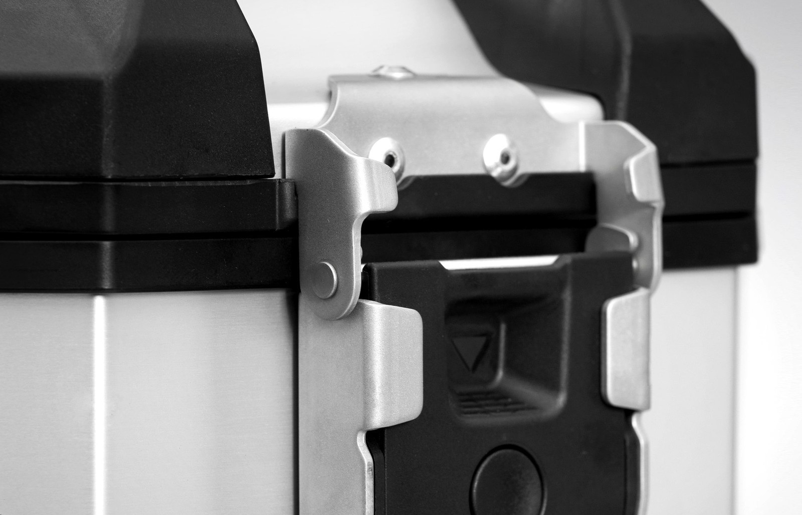 Hliníkový kufr TraX ADV 37 l.pravý  ALK.00.733.11000R/B