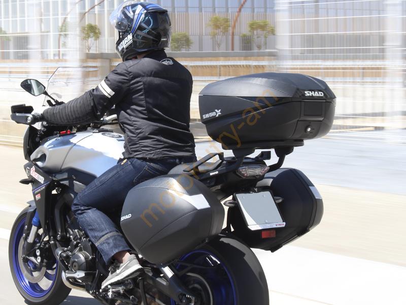 SHAD SH58X bílá Motokufr s plotnou 58L