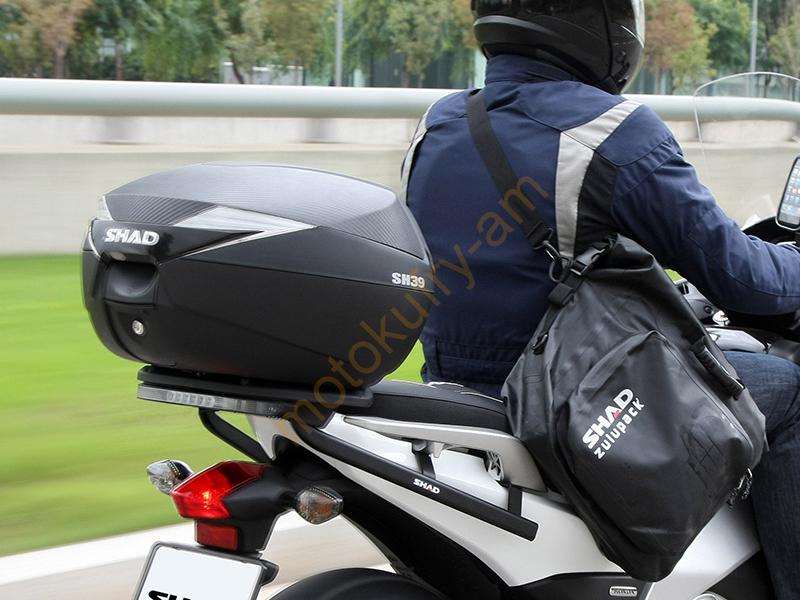 Motokufr SHAD SH39 karbon D0B39106 s plotnou