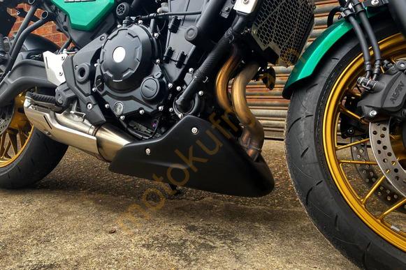 Kawasaki Z650RS 2021- klín pod motor 23000D