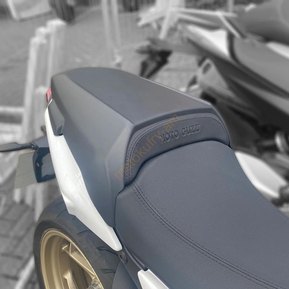 Moto Guzzi V100 Mandello / S 22- kryt motoru 38406M