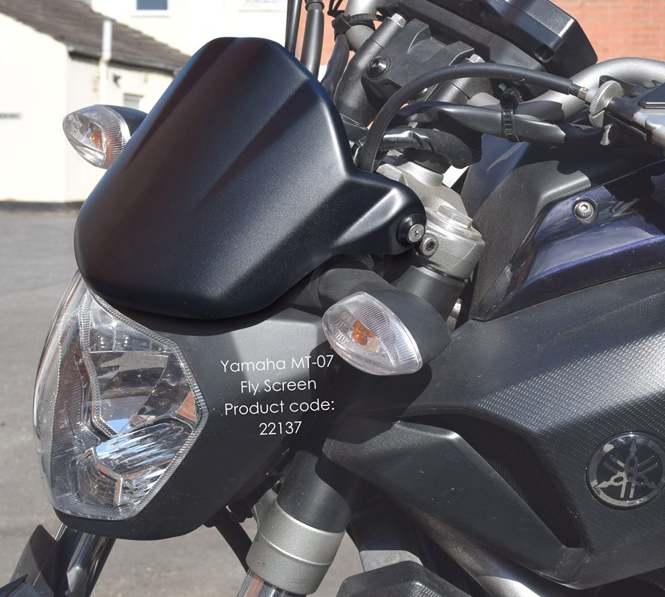 Yamaha MT-07 -2017 štítek černý mat 22137B