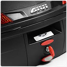 Givi B37N Blade Motokufr s plotnou 37L