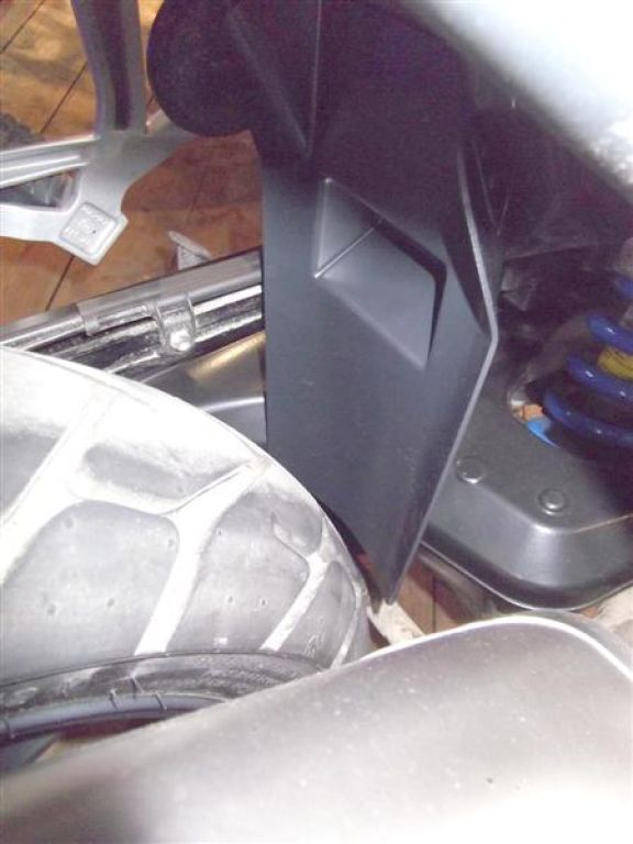 TRIUMPH Tiger Explorer 12-15 kryt tlumiče 1200 816000M