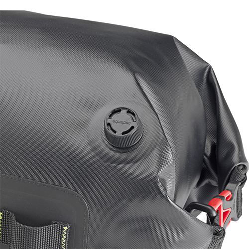 Givi GRT714B CANYON moto válec 20L.