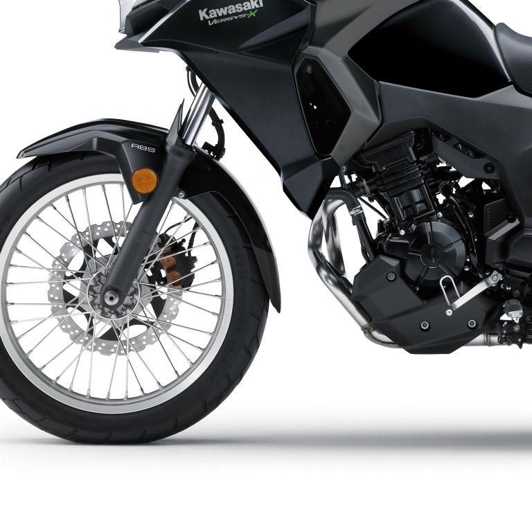 Kawasaki Versys X300ABS prodloužení blatníku 053451