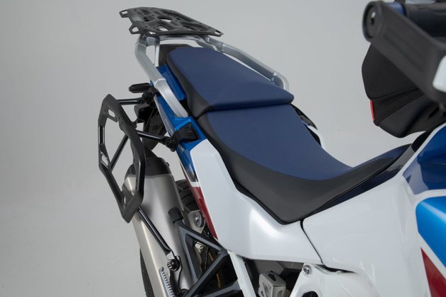 CRF1100L Adventure sports 20-25 boční nosič SW-PRO KFT.01.942.30001/B
