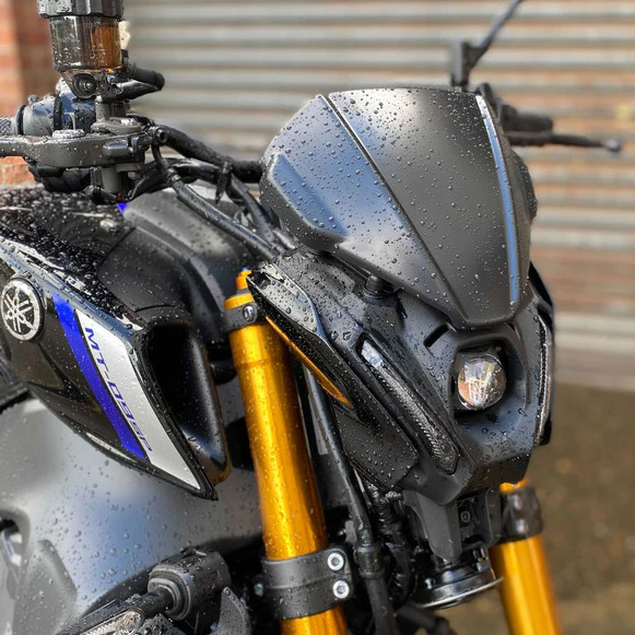 Yamaha MT-09 2021-2023 štítek 22160F