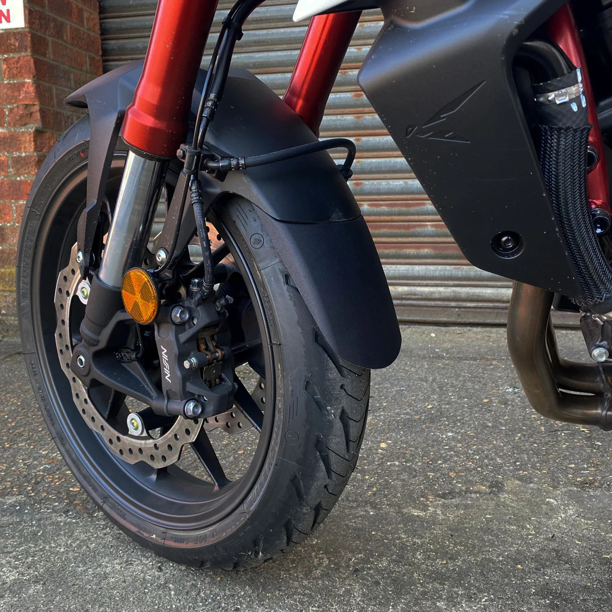 Honda CB 750 Hornet 23-/ CB 1000/SP 25 prodloužení blatníku 051945