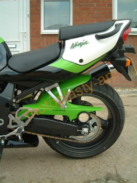 Kawasaki ZX7-R 1992>2003 blatníček 07320D