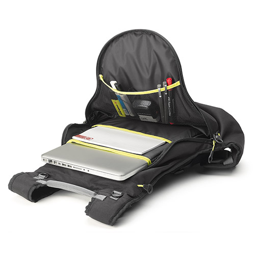 Givi EA104C Batoh 22L.