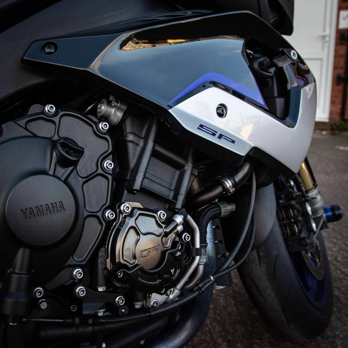 Yamaha MT-10 / SP 16-21 kapotážové panely 22141H