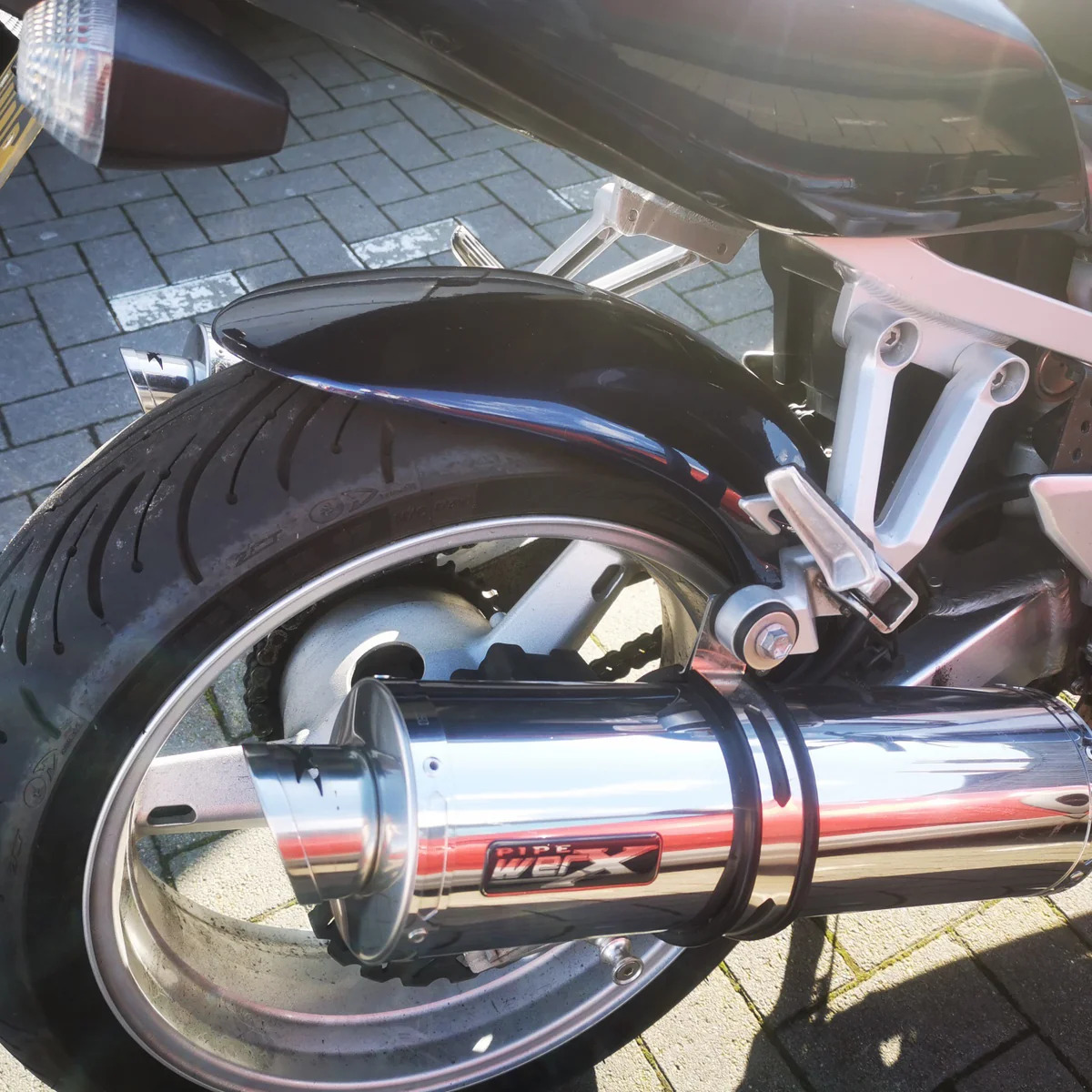 Suzuki SV 1000 03-07 Blatníček 07035B