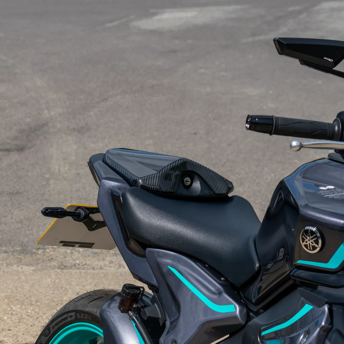 Yamaha MT-09/SP 24- kryt sedla 12450A