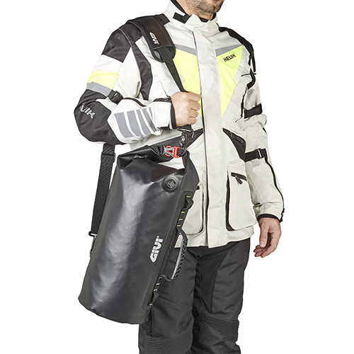 Givi GRT714B CANYON moto válec 20L.
