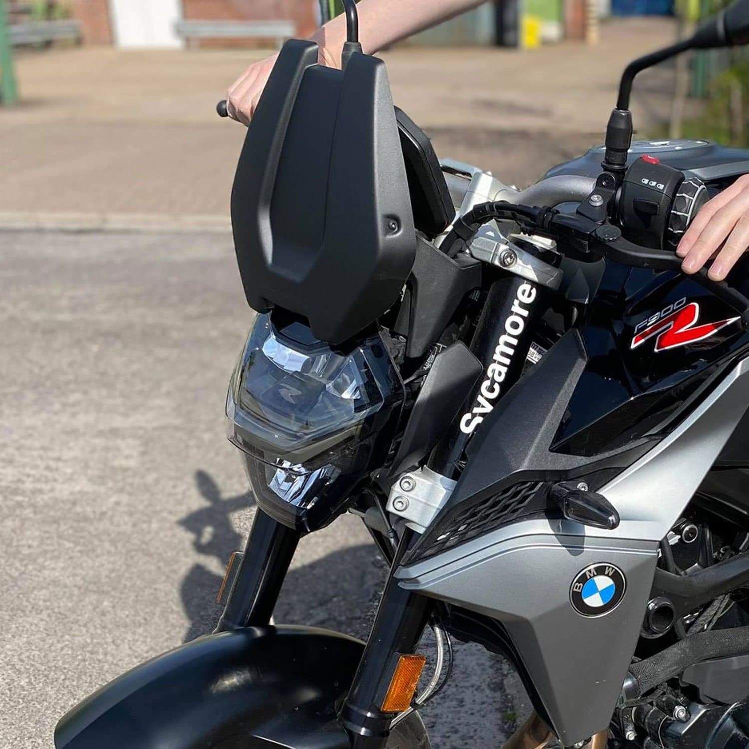 BMW F900R 20- šítek 24090M