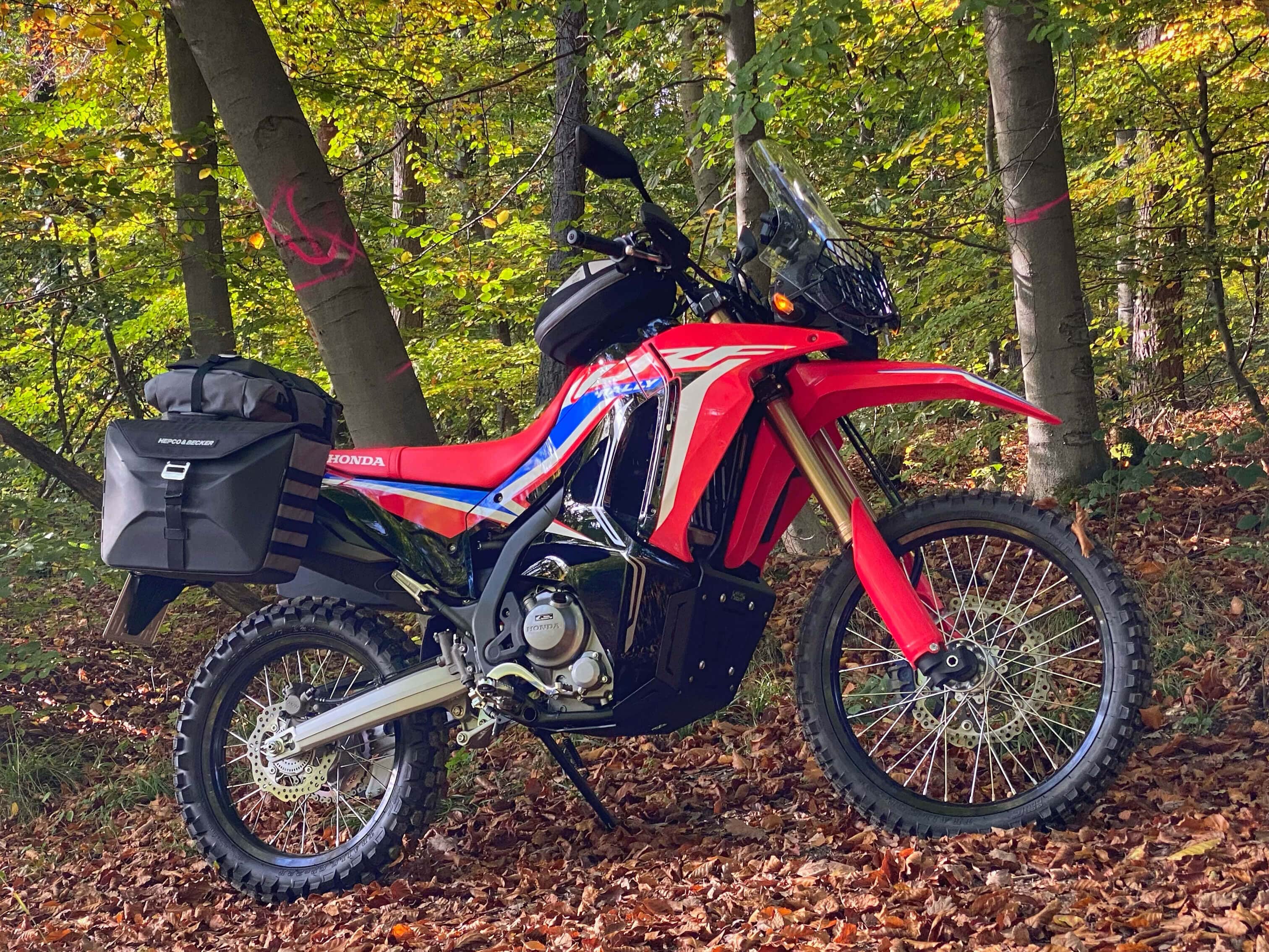 Honda CRF 300 Rally 21- kryt motoru 8109535 00 01