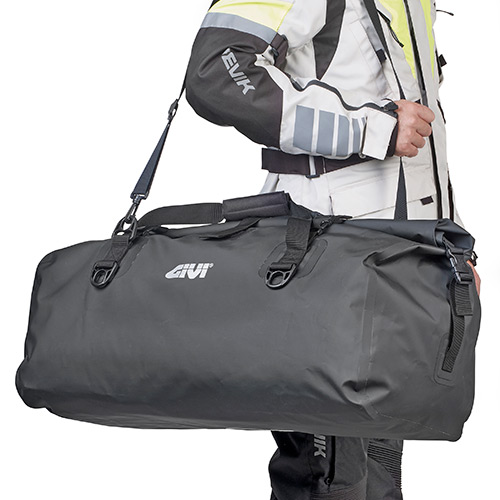 Givi EA126 zadní moto brašna 80L.
