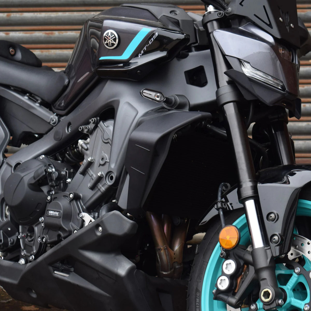 Yamaha MT-09 24 spoiler boční 38265