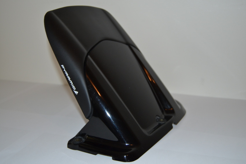 Yamaha FZ1/Fazer/FZ8 Prodloužení zadního blatníku 072202