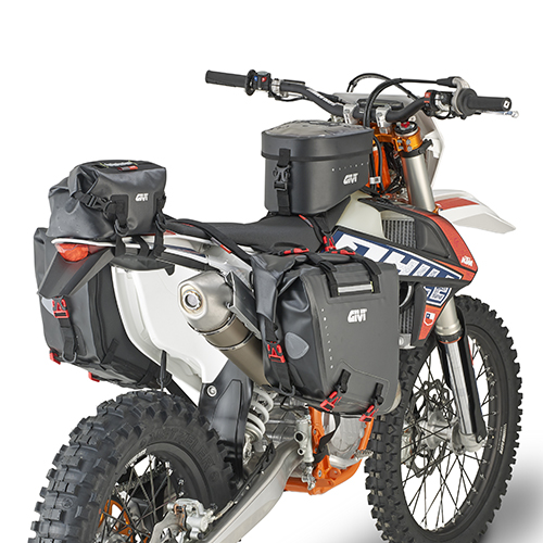 Givi GRT717B zadní moto brašna 5L.