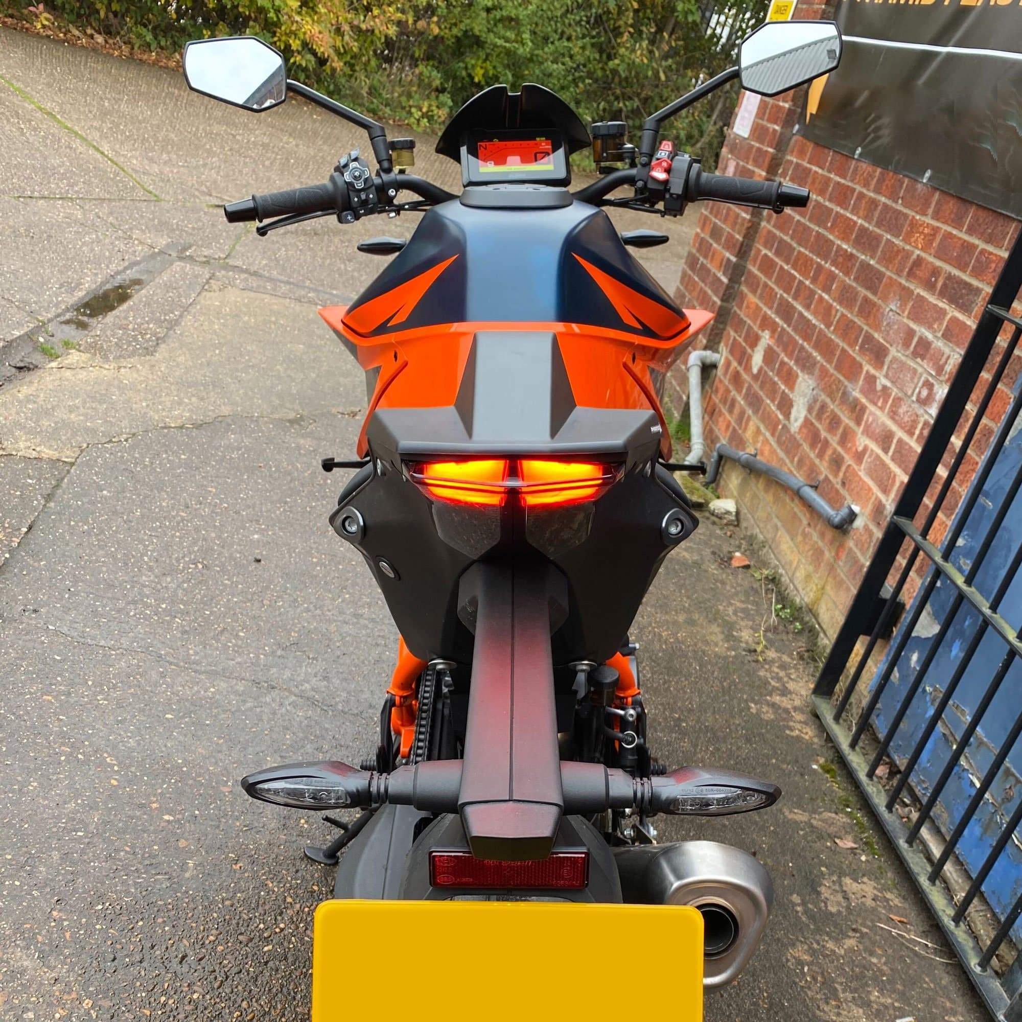 KTM 1290 Superduke R/EVO 20- Kryt sedla 19990M