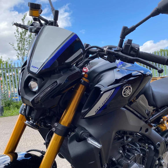 Yamaha MT-09 / SP 2021-2023 štítek 22160G