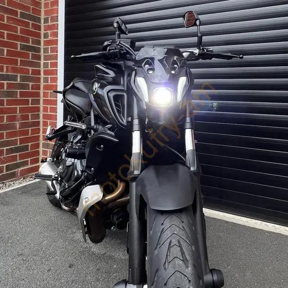 Yamaha MT-09 / SP 21-23/MT-07 21-24 mřížka světla 32271M