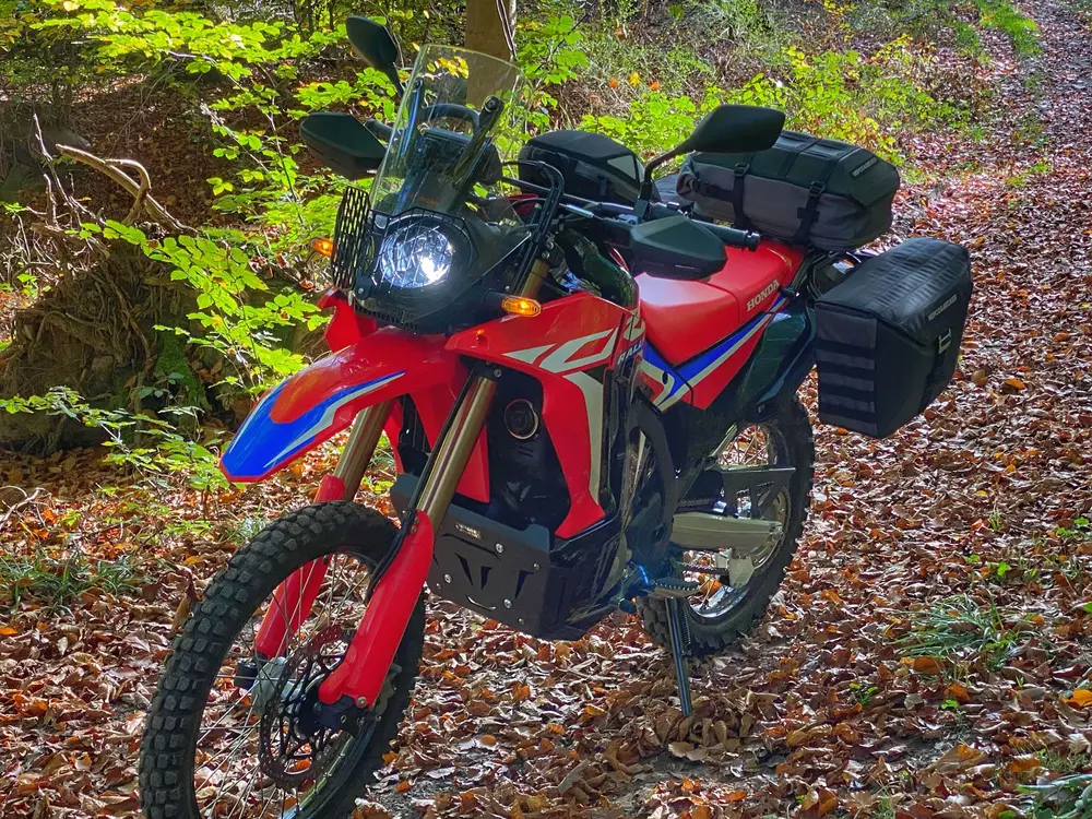 Honda CRF 300 Rally 21- mřížka světla 7009535 00 01