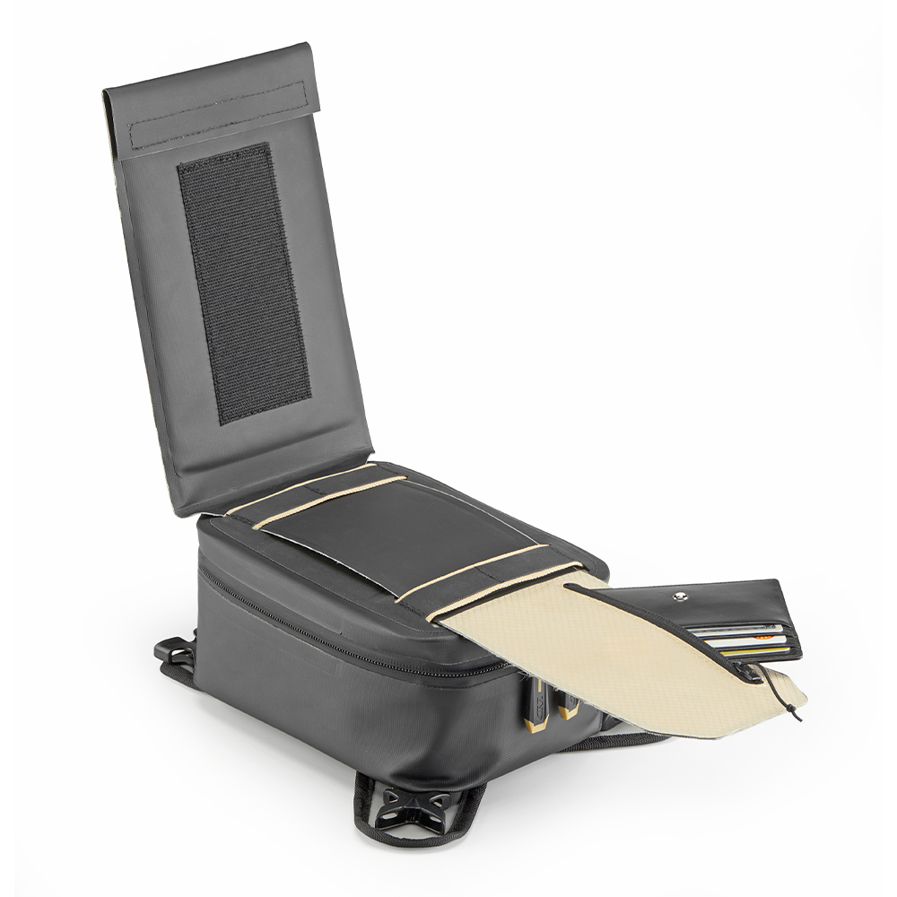 Givi GRT729 CANYON tankvak-popruh 3L.