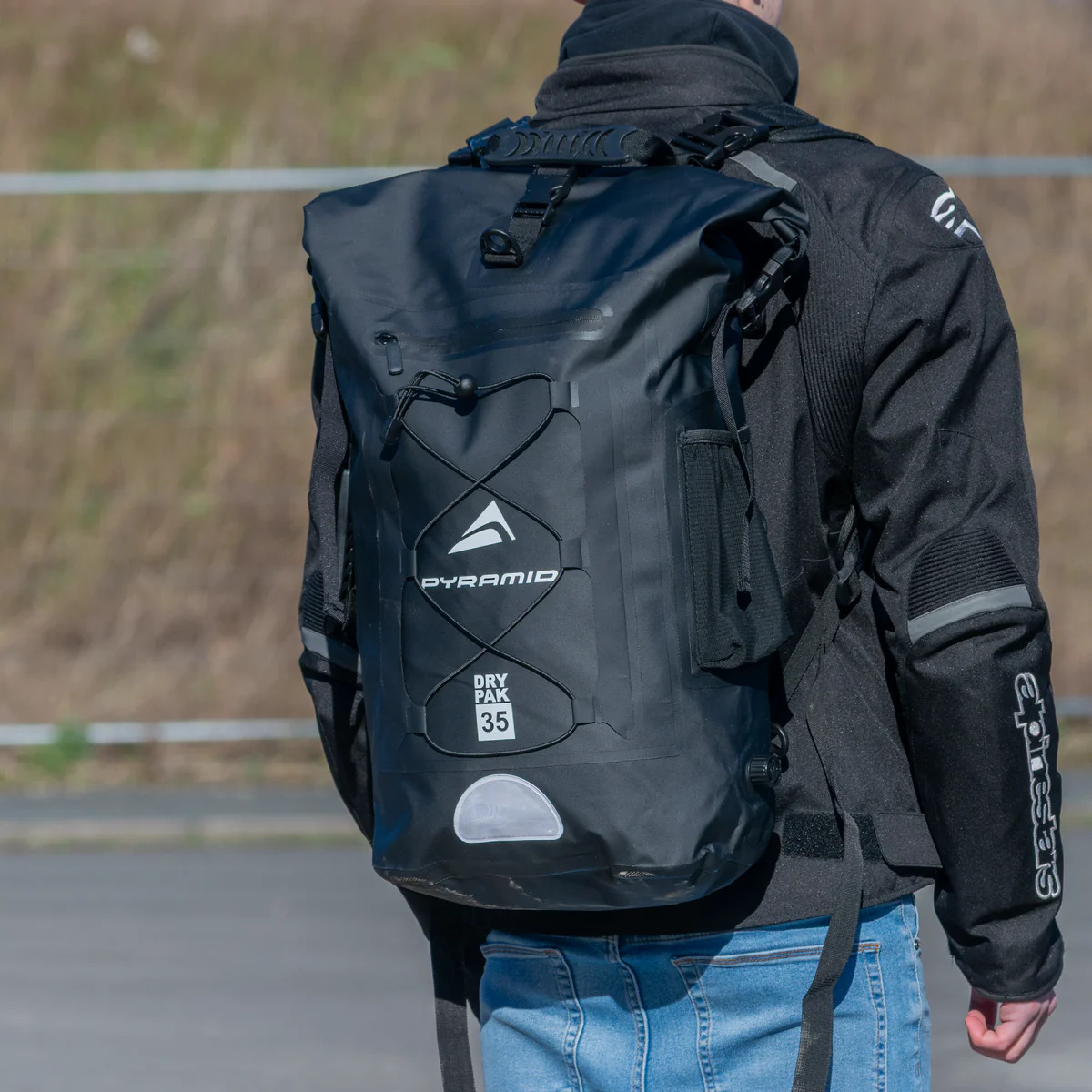 Pyramid LUG003B batoh/ brašna 35L.