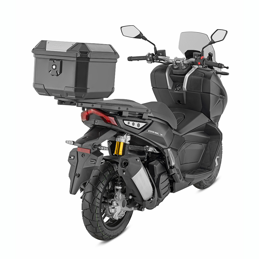 Givi B38 BERNINA Motokufr s plotnou 32L