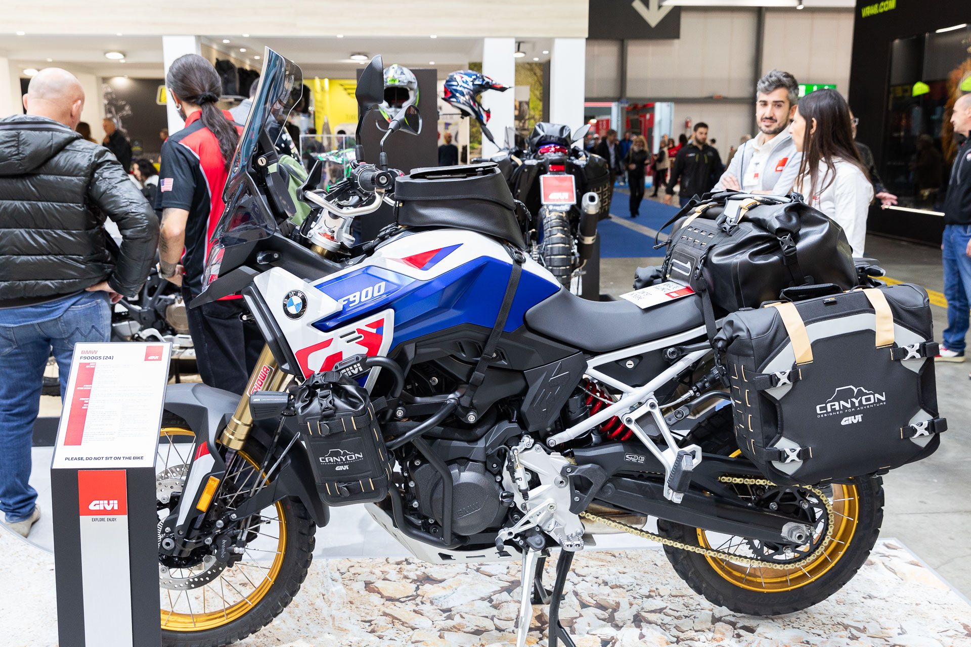 Givi GRT725 CANYON Cam-Side 30L.