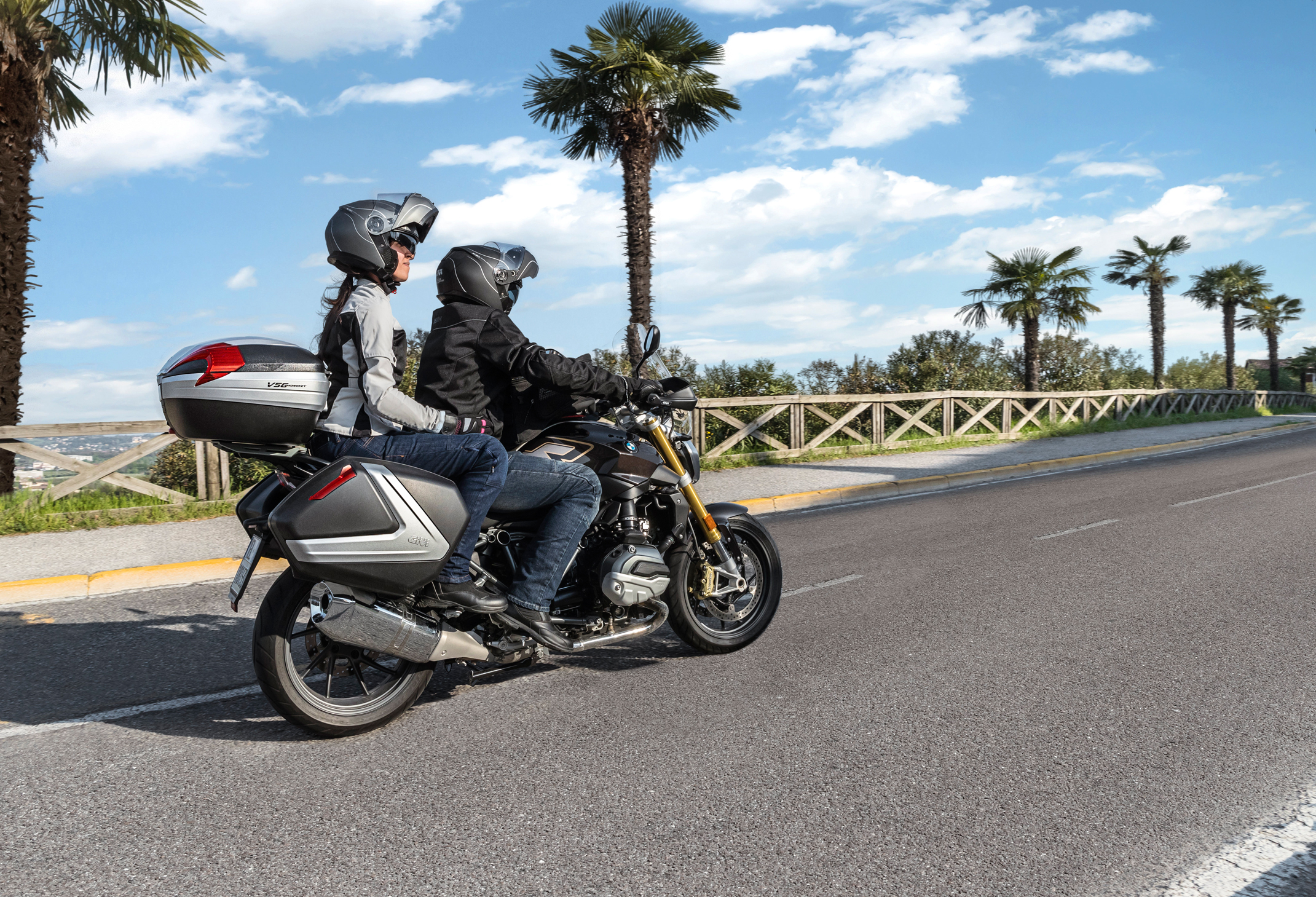Givi V37N Moto kufry boční 2x37L pro nosiče PLX,PX,KLX