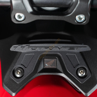Honda CB 1000 Hornet 25 ornament na nádrž 31991M